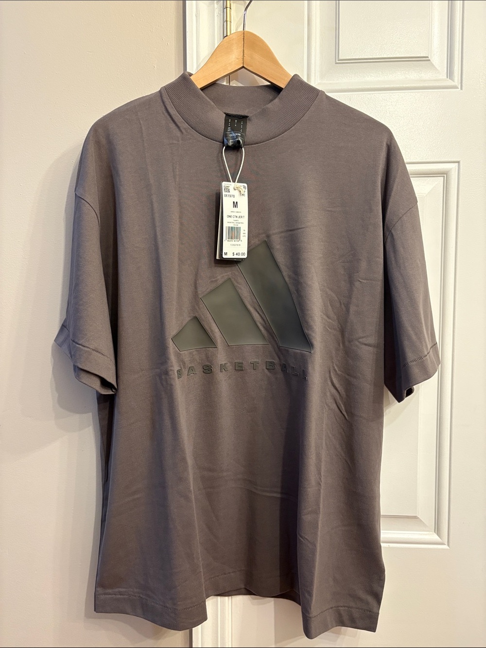 adidas Men's Charcoal Short-Sleeve Basketball Logo Tee